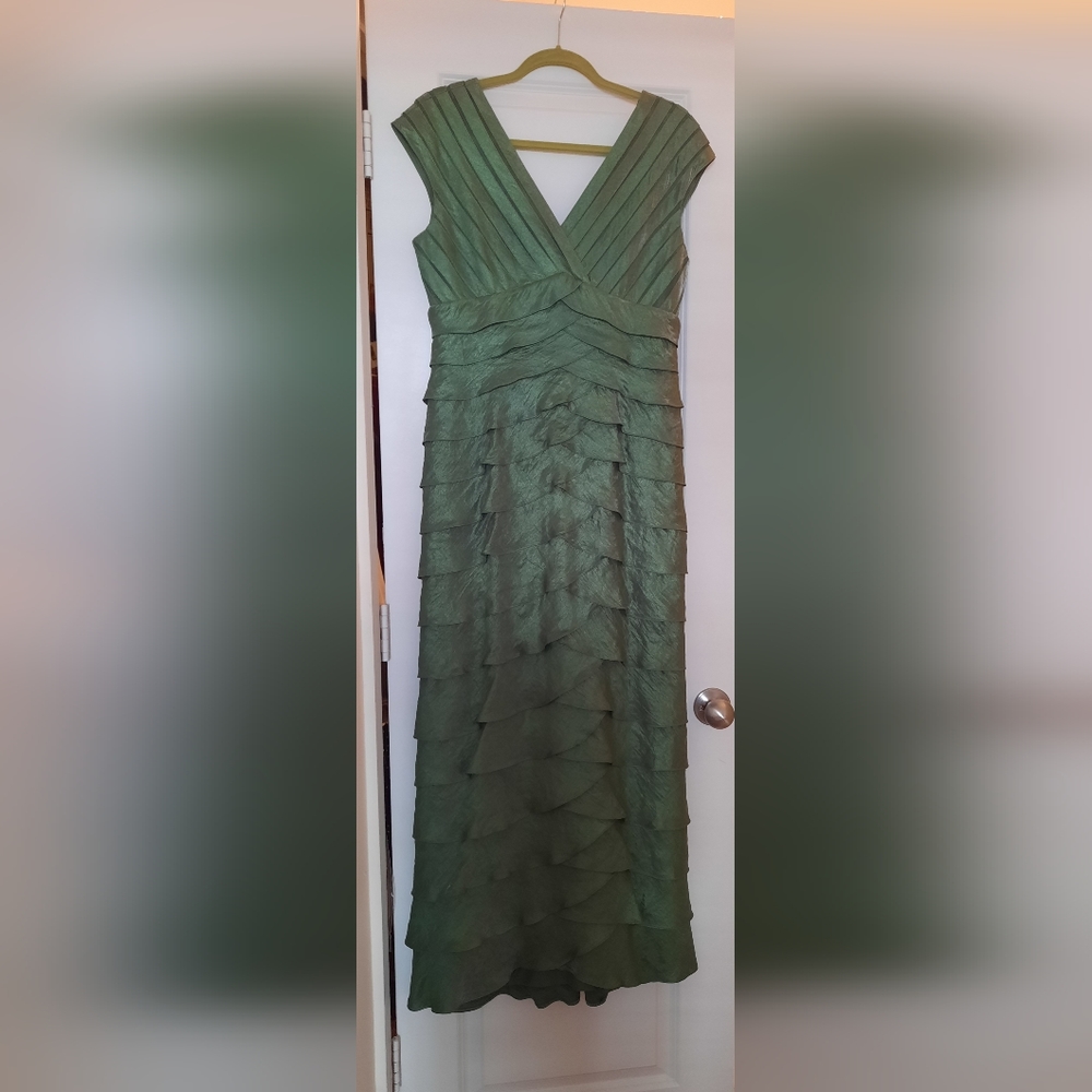 Adrianna Papell Full Length Evening Gown